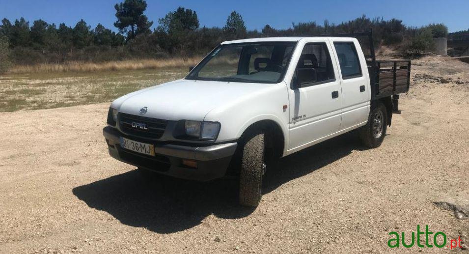 1998' Opel Campo photo #1