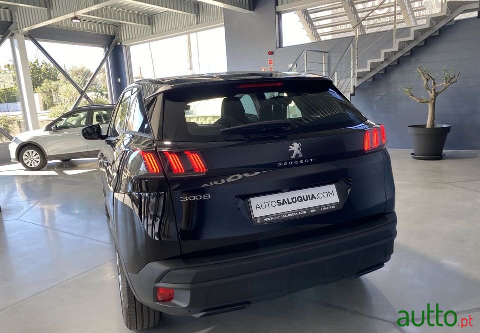 2021' Peugeot 3008 photo #4