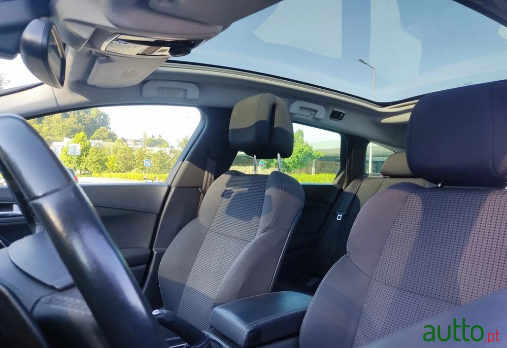 2013' Peugeot 508 Sw photo #5