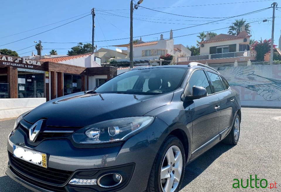 2015' Renault Megane Sport Tourer photo #1