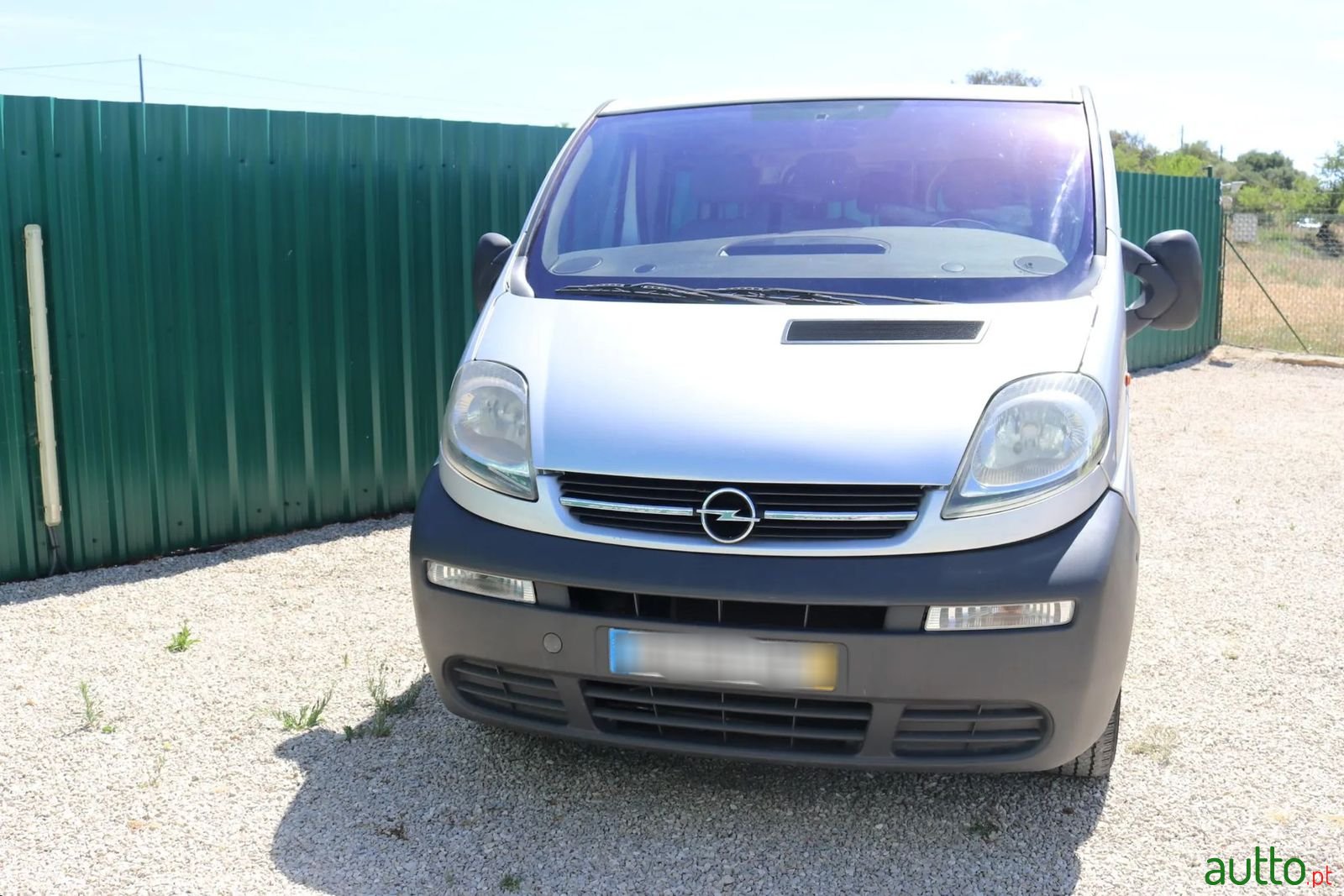 2003' Opel Vivaro photo #3
