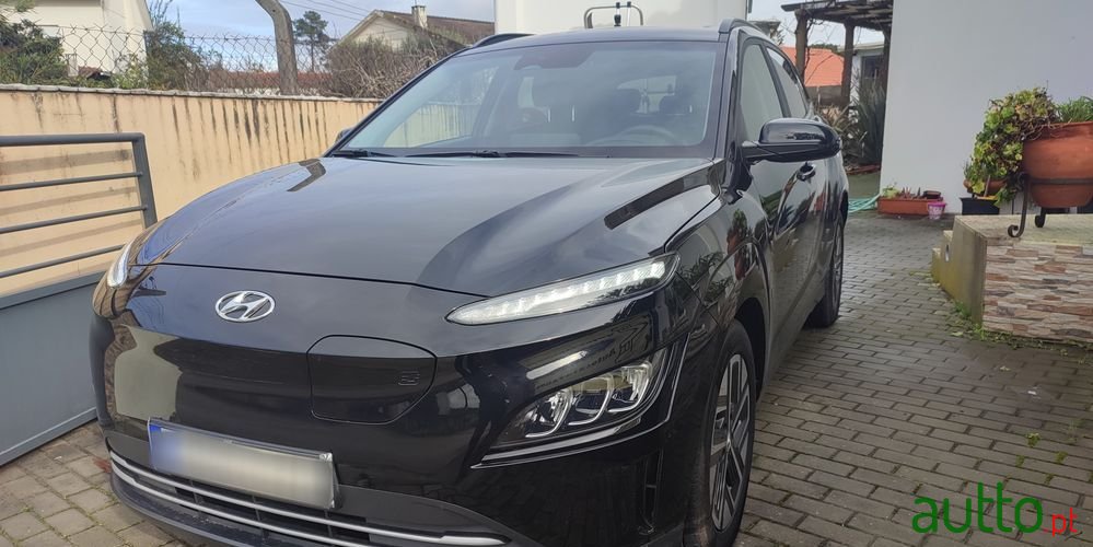 2022' Hyundai Kauai photo #3