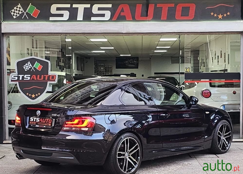 2013' BMW Série 1 D Line Sport photo #3