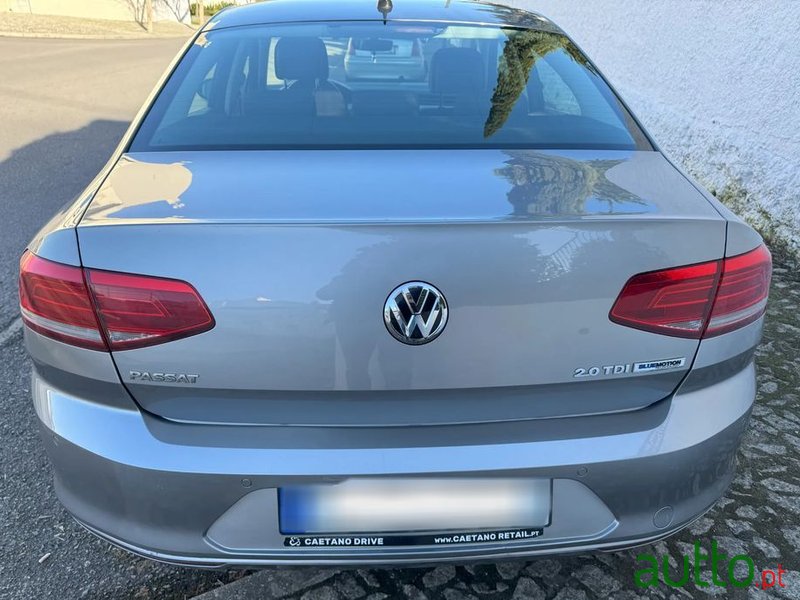2016' Volkswagen Passat photo #3