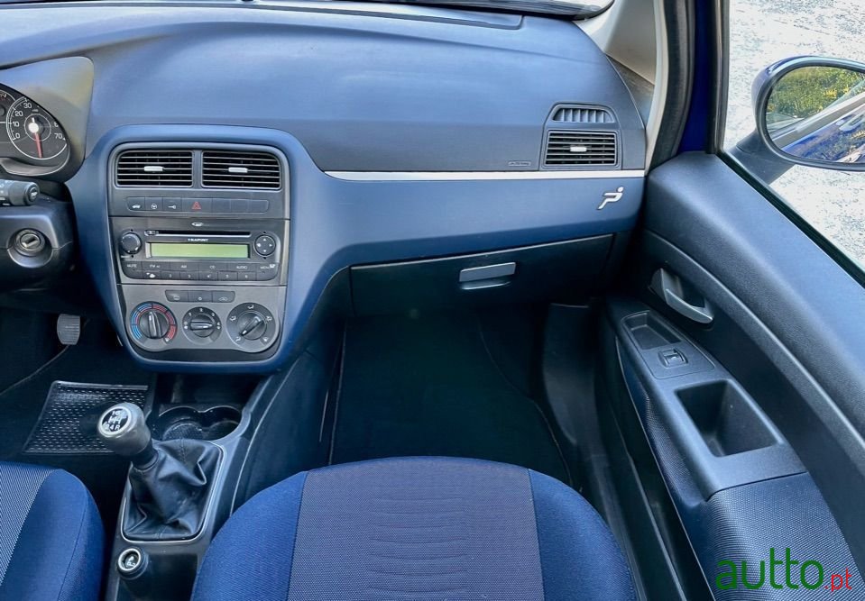 2008' Fiat Grande Punto photo #5