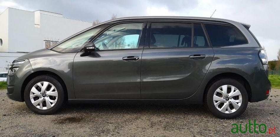 2013' Citroen C4 Grand Picasso photo #4