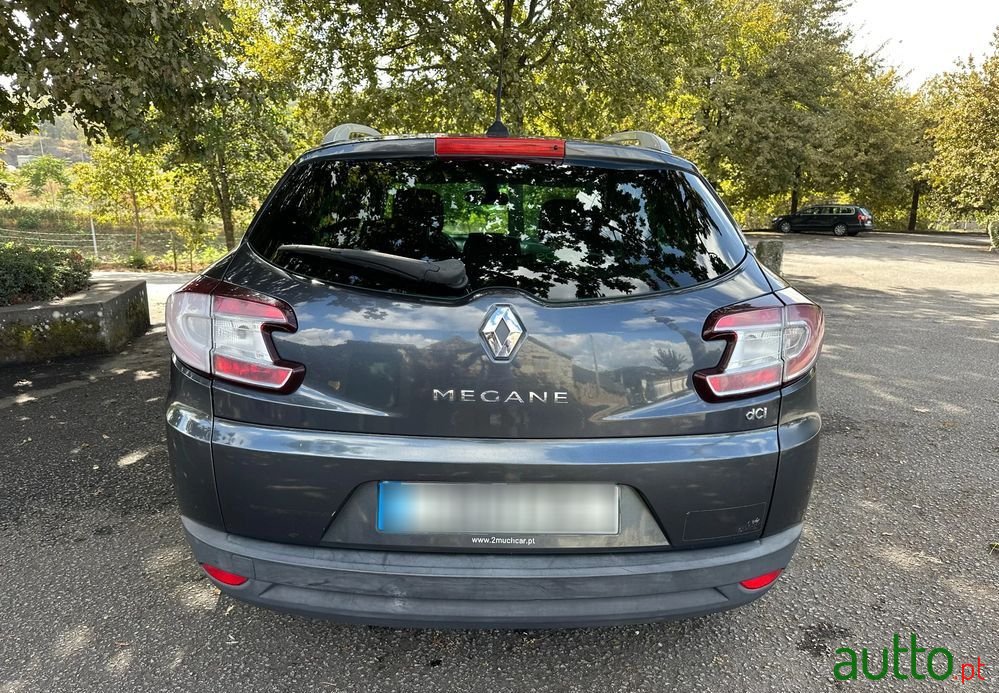2010' Renault Mégane Sport Tourer photo #6