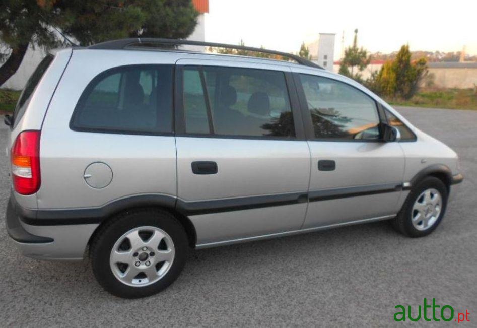 2000' Opel Zafira photo #2