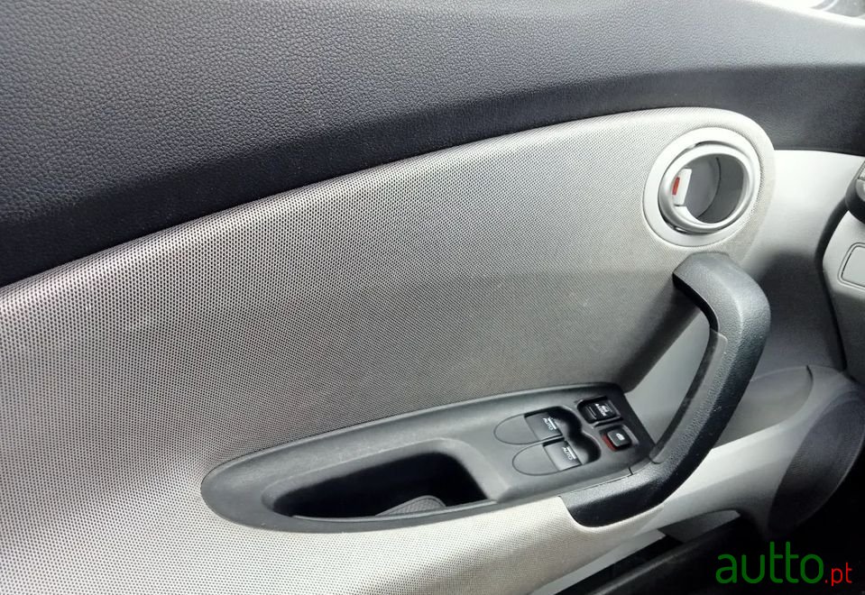 2010' Honda CR-Z photo #5