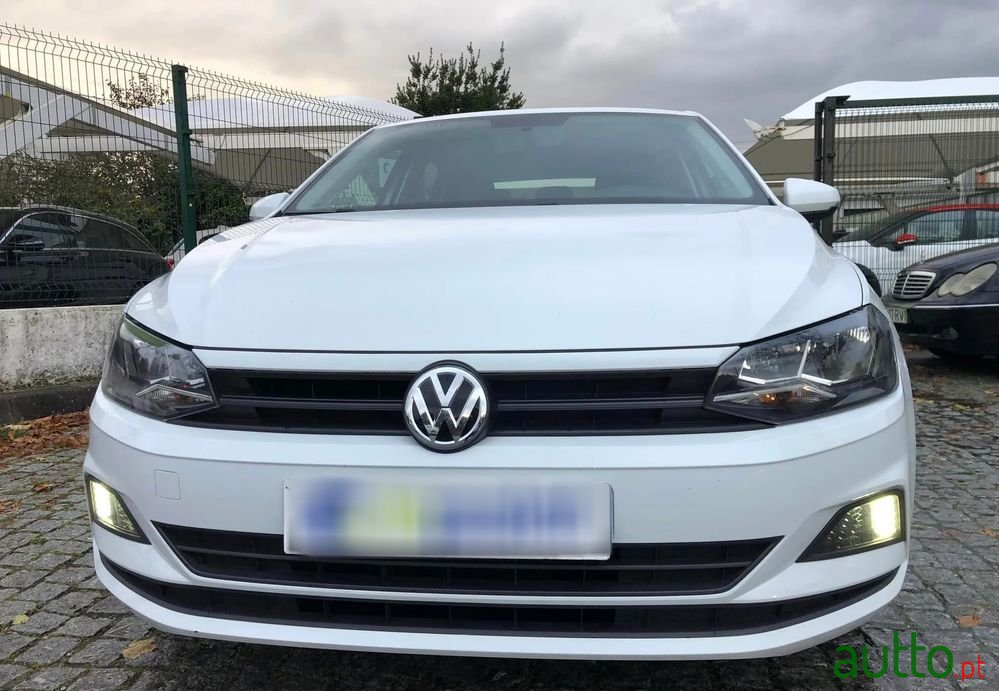 2019' Volkswagen Polo 1.0 Trendline photo #2