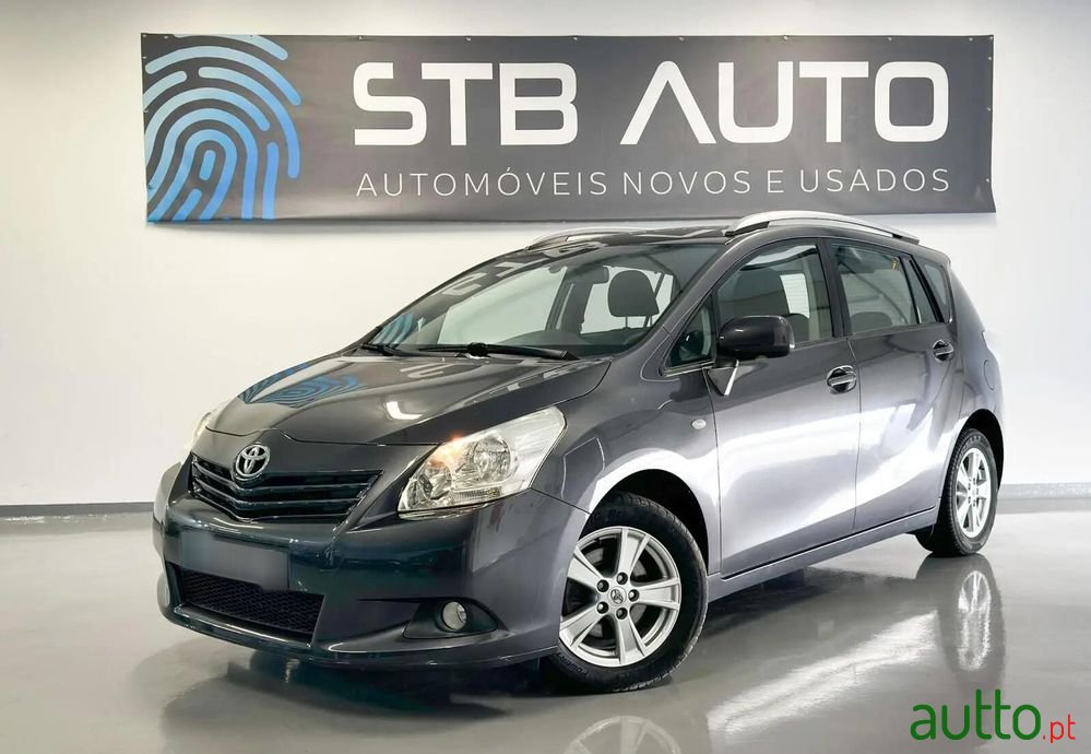 2009' Toyota Verso 2.0 D-4D Energy photo #1