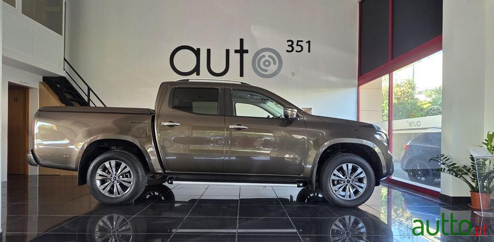 2020' Mercedes-Benz Classe X photo #4