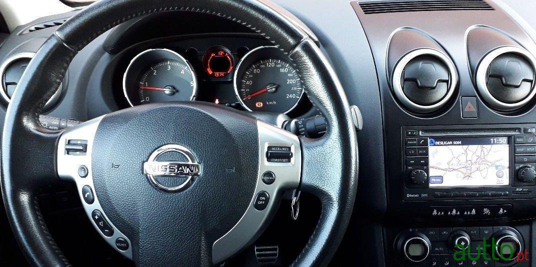 2010' Nissan Qashqai photo #2