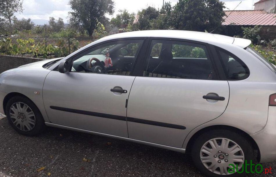 2007' SEAT Ibiza photo #2