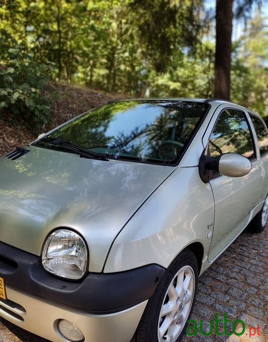 2002' Renault Twingo photo #3