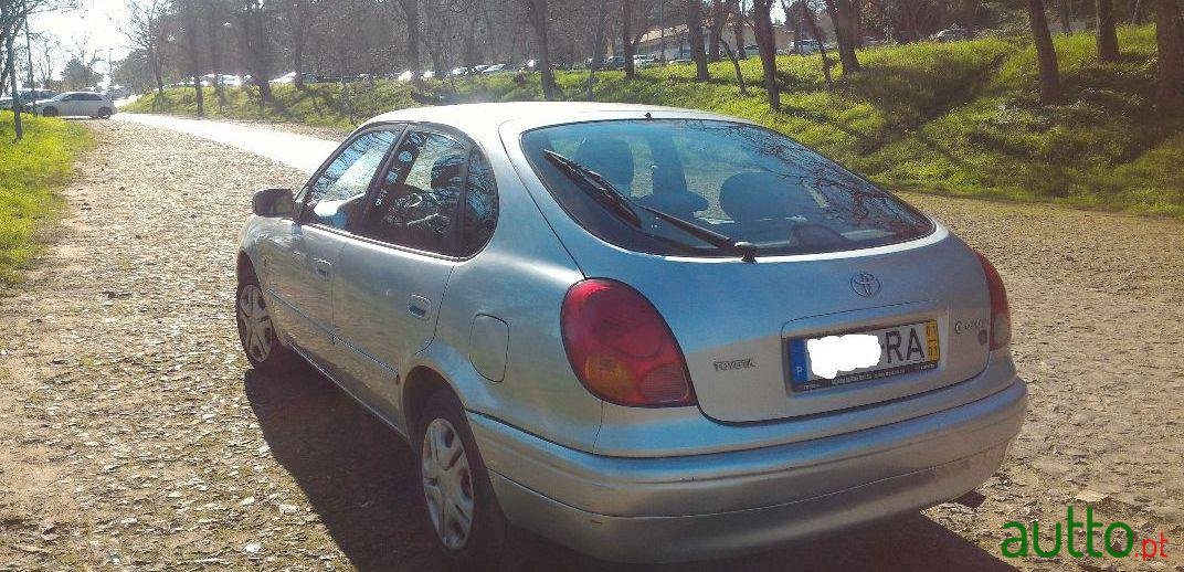 2001' Toyota Corolla 1.4 Vvti photo #4