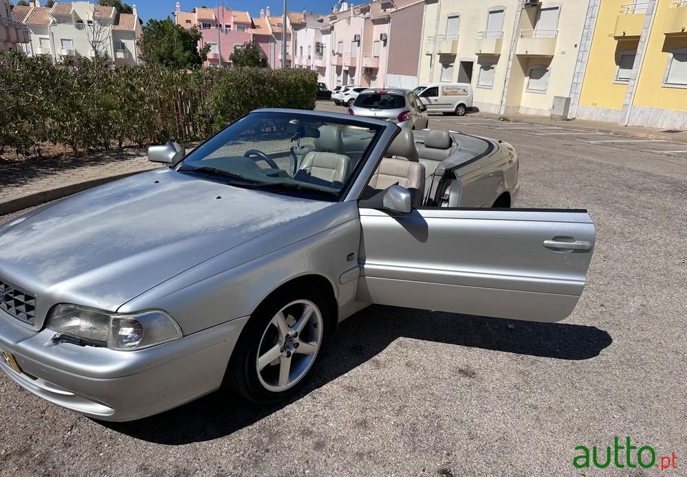 2003' Volvo C70 2.4T photo #1