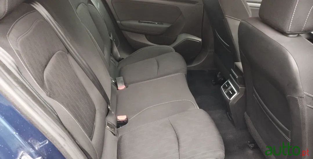 2019' Renault Megane Sport Tourer photo #5