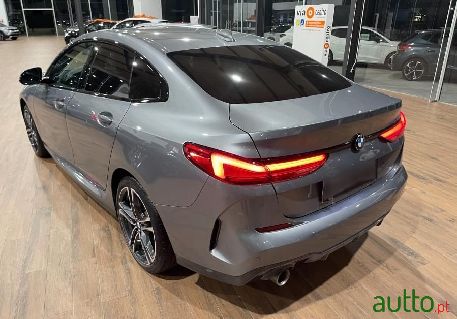 2022' BMW 216 Gran Coupé photo #2