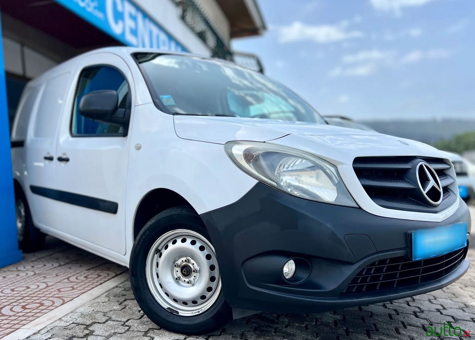 2014' Mercedes-Benz Citan photo #1
