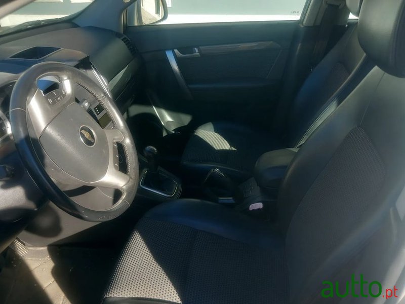 2010' Chevrolet Captiva photo #4