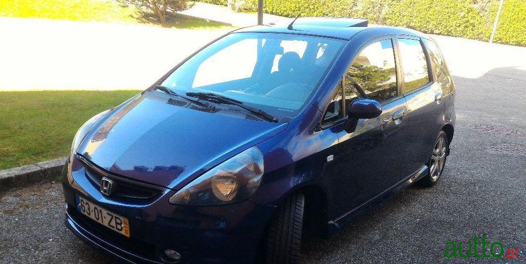 2004' Honda Jazz photo #2