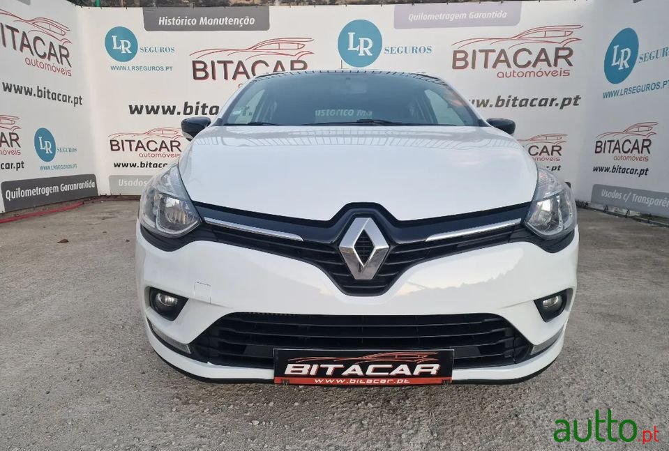 2019' Renault Clio photo #4