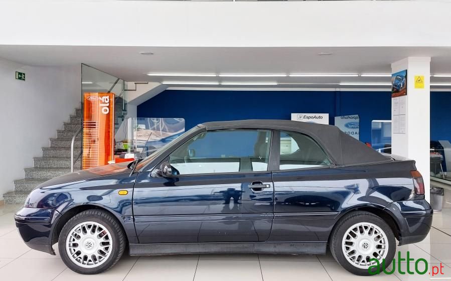 1999' Volkswagen Golf photo #3