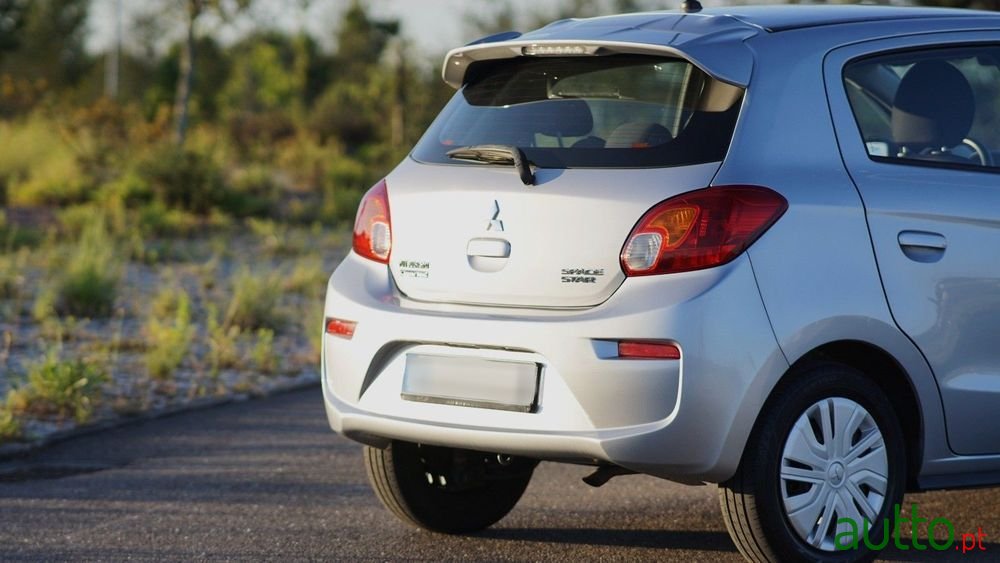 2019' Mitsubishi Space Star photo #6