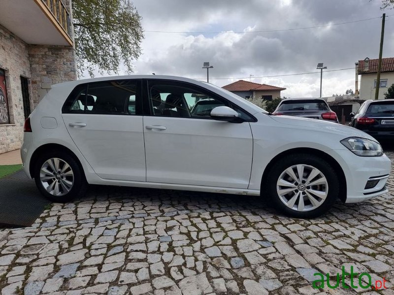 2019' Volkswagen Golf 1.6 Tdi Highline photo #5