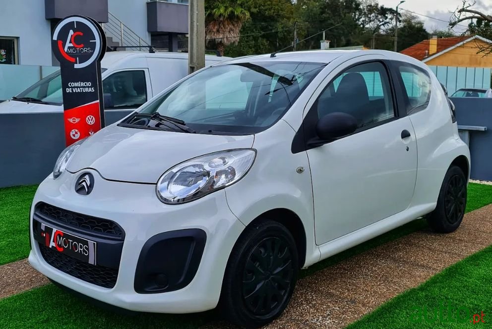 2013' Citroen C1 photo #1