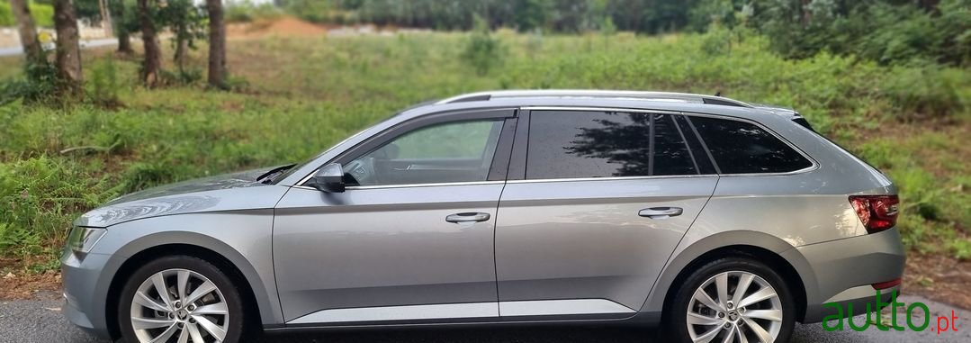 2017' Skoda Superb Break photo #4