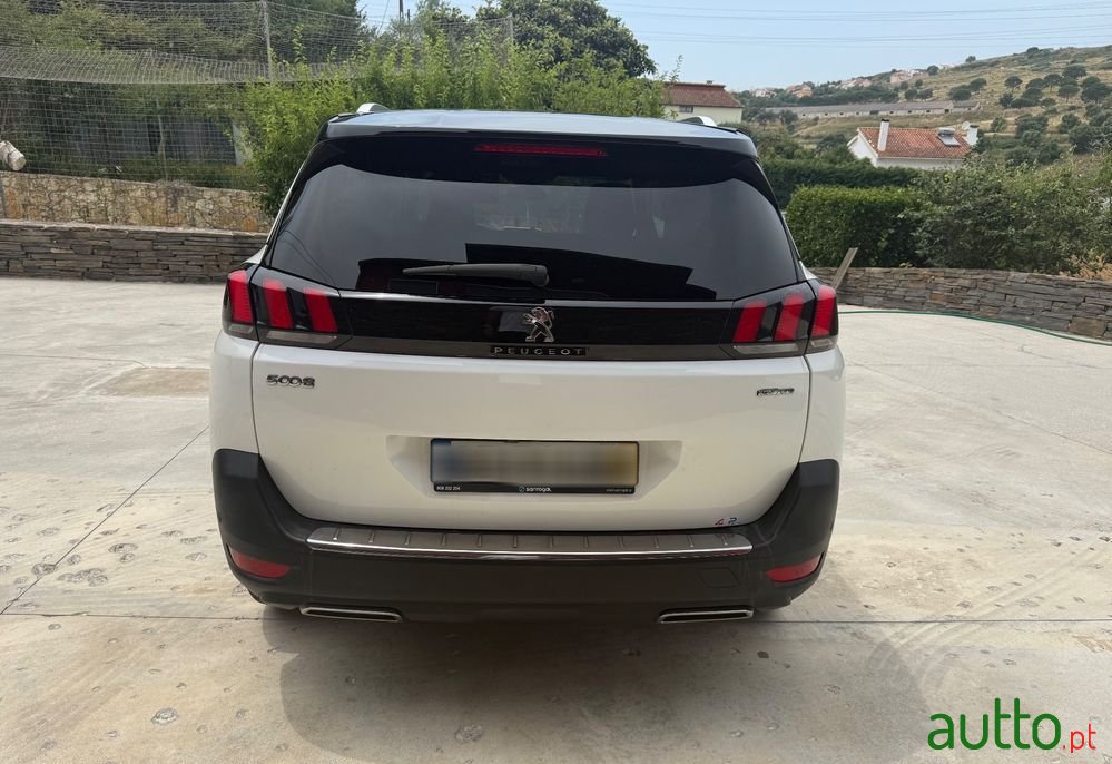 2017' Peugeot 5008 Gt Line photo #5