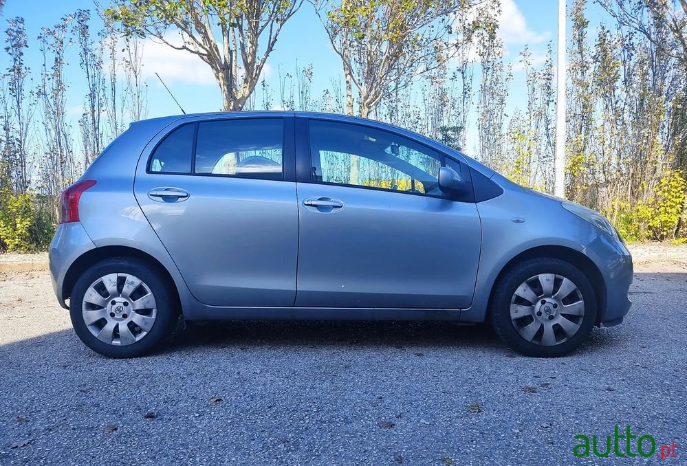 2007' Toyota Yaris 1.0 Vvt-I photo #6