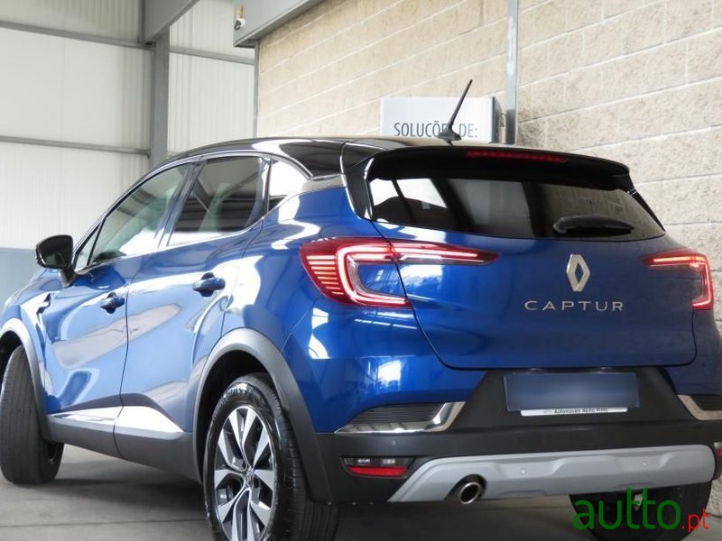 2021' Renault Captur 1.0 Tce Exclusive photo #3