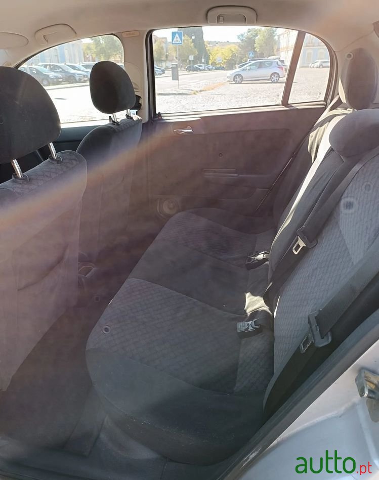 2002' Opel Astra 1.7 Dti Elegance photo #4