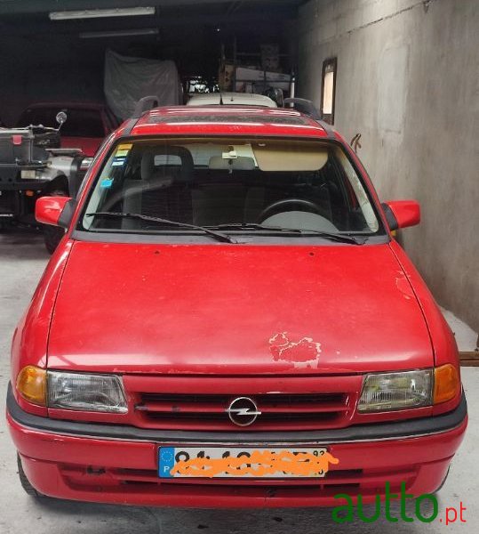 1993' Opel Astra Caravan photo #3