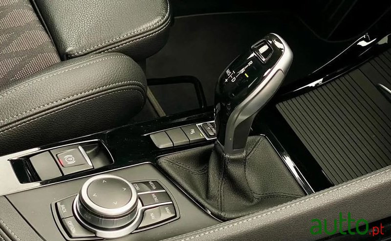 2021' BMW Série X 16 D Sdrive Auto photo #3