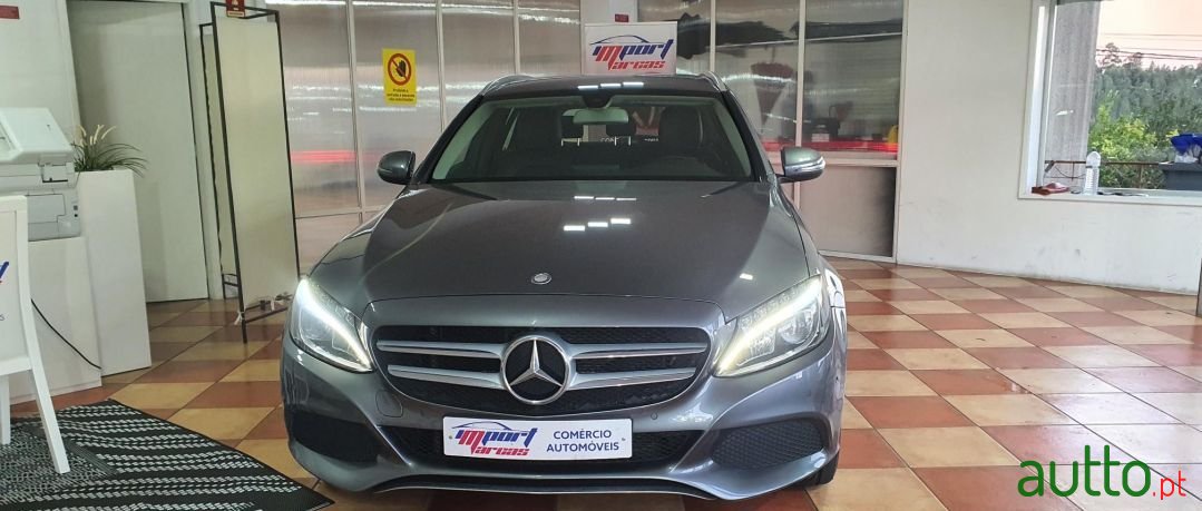 2016' Mercedes-Benz C-180 photo #3