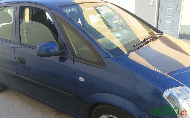 2004' Opel Meriva 1.6 Cosmo photo #3