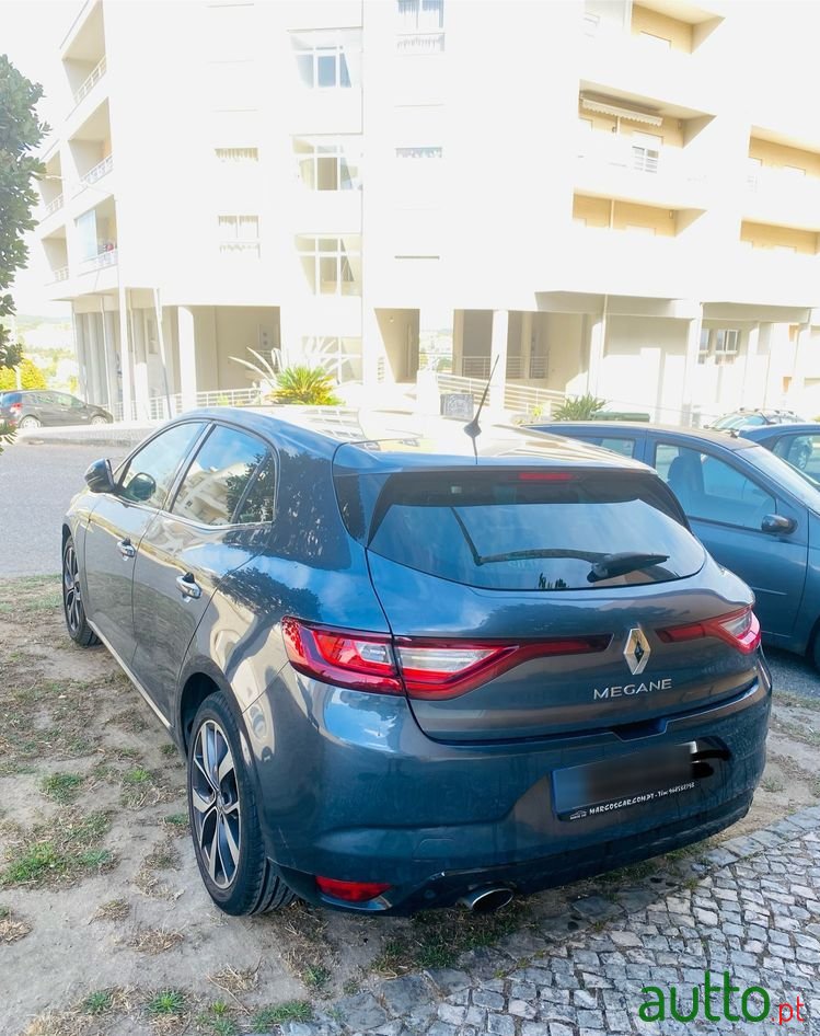2016' Renault Megane photo #1