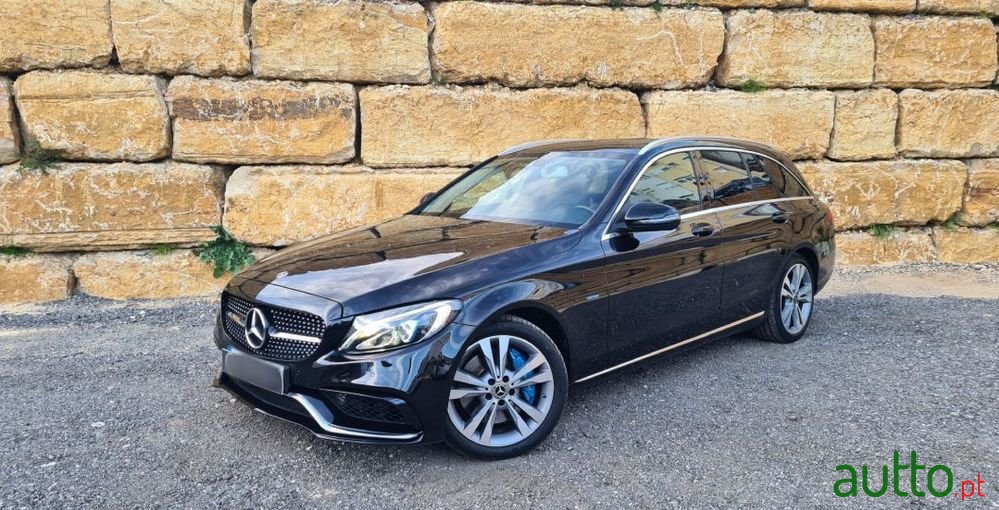 2016' Mercedes-Benz C 350 E photo #2