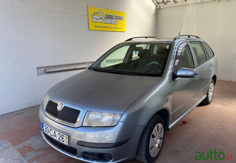 2006' Skoda Fabia Break photo #2
