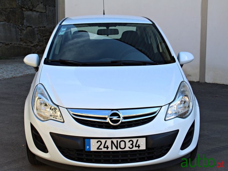 2013' Opel Corsa photo #5