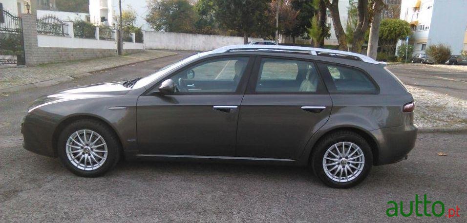 2008' Alfa Romeo 159 Sportwagon photo #1