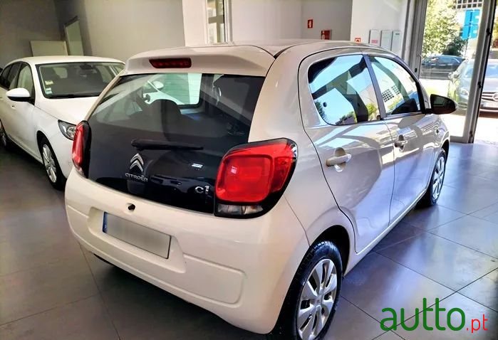 2017' Citroen C1 Vti Live photo #4