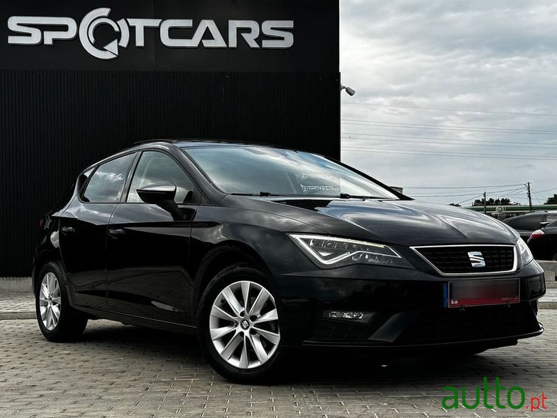 2020' SEAT Leon photo #1