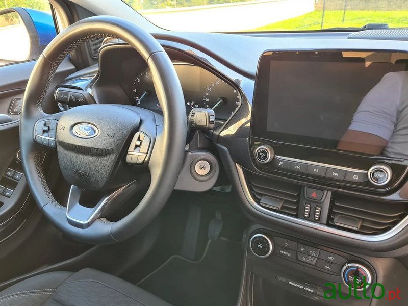 2020' Ford Puma photo #6