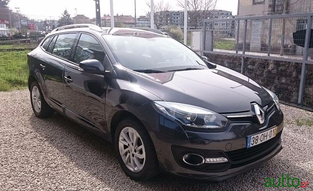 2014' Renault Megane Sport photo #2
