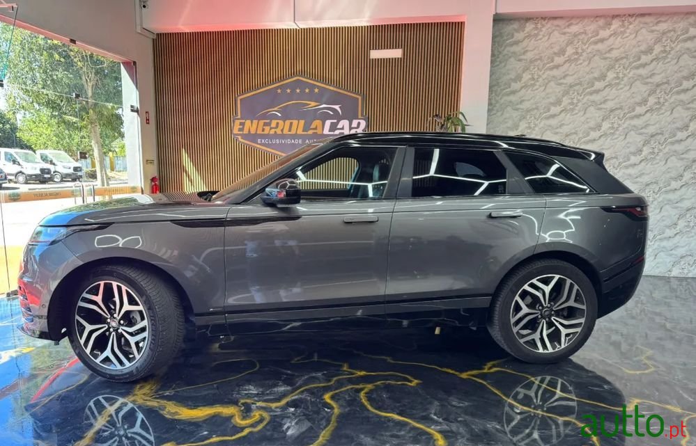 2018' Land Rover Range Rover Velar 2.0 D R-Dynamic Se photo #4